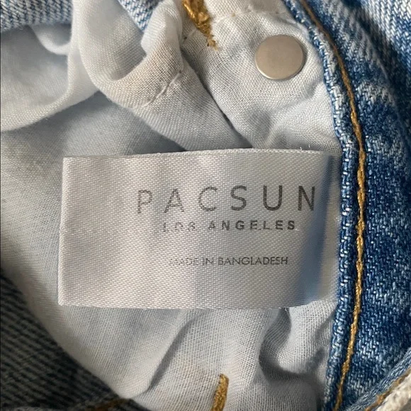 PacSun Distressed High Rise Light Blue Wash Jean Shorts - Picture 7 of 8